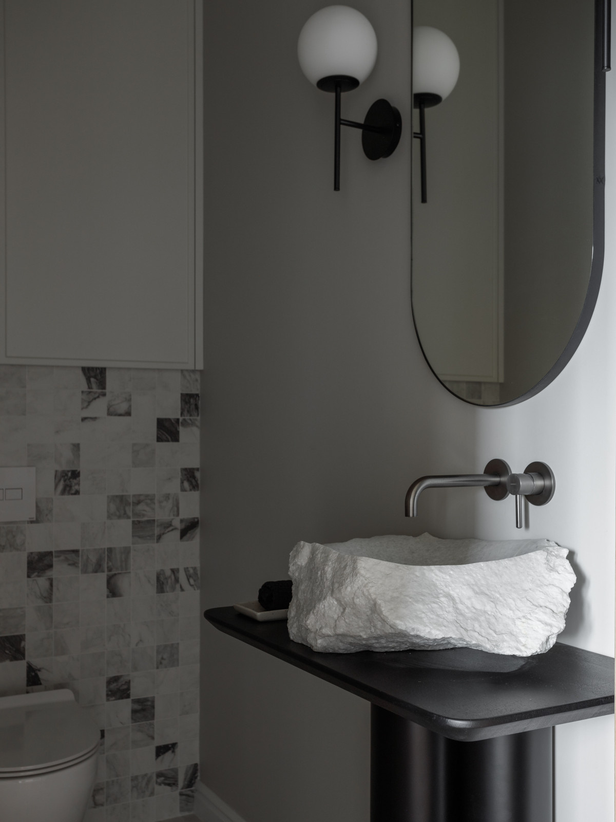 Дизайн интерьера дома 187 м.кв. расположенного среди Уральских гор.