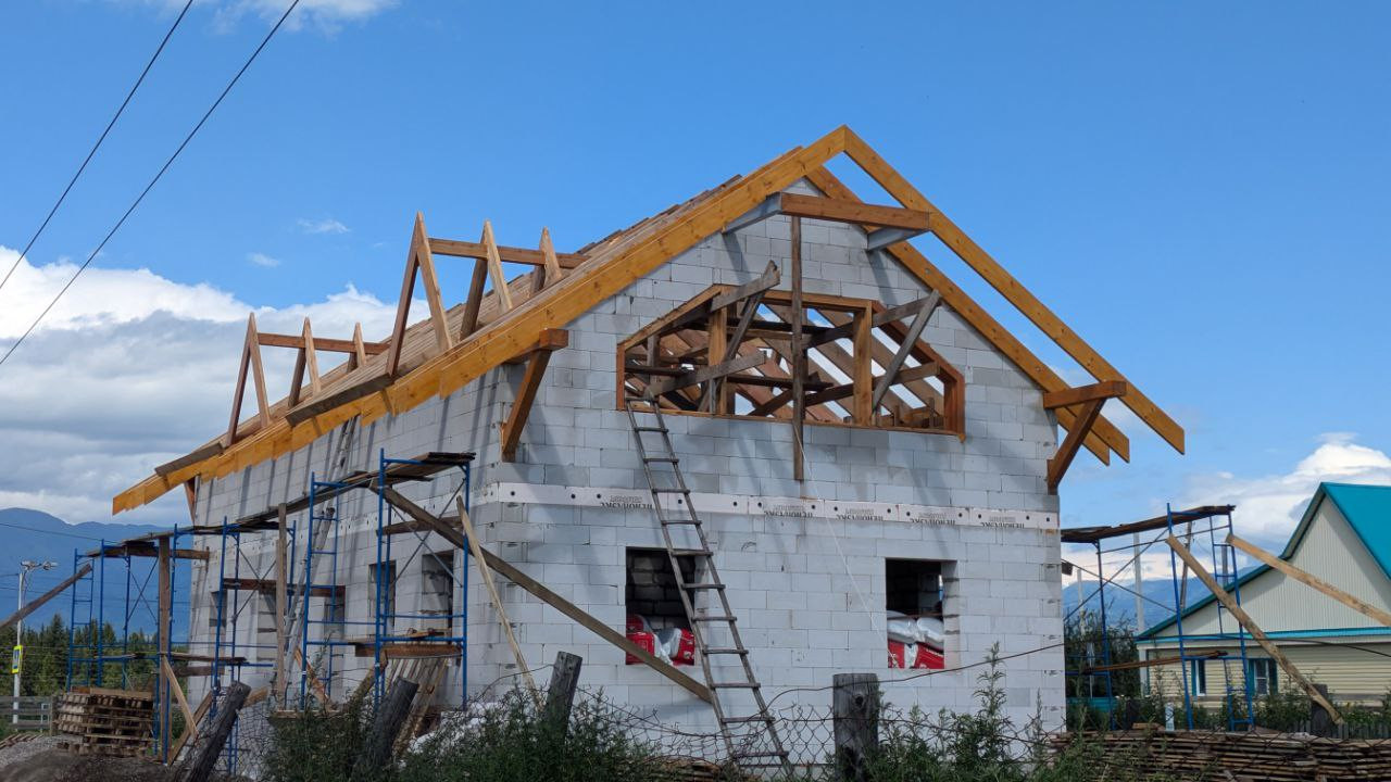 Обложка проекта: Проект Центра Русской Культуры в селе Верхний Уймон