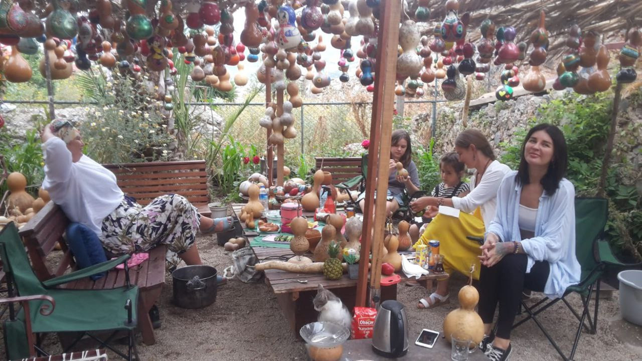 Семейное арт занятия по росписи тыкв лагенарий ,Турция