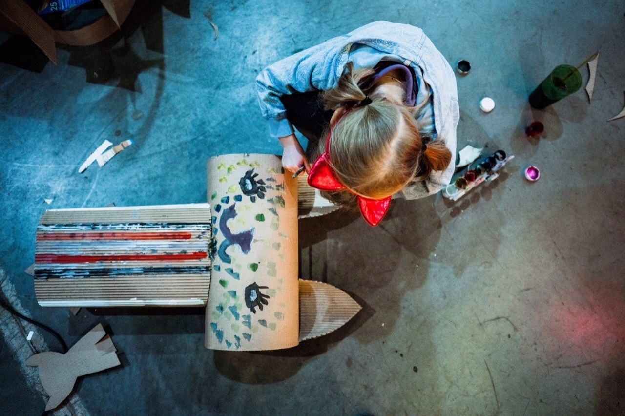 Эко фестиваль в Севкабель в Санкт-Петербурге. Построили город из вторсырья