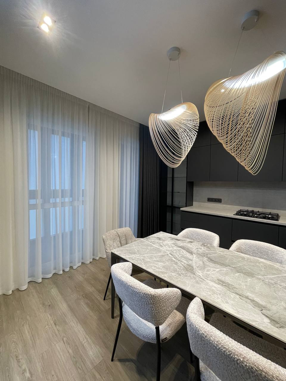 Двухкомнатная квартира с современным дизайном