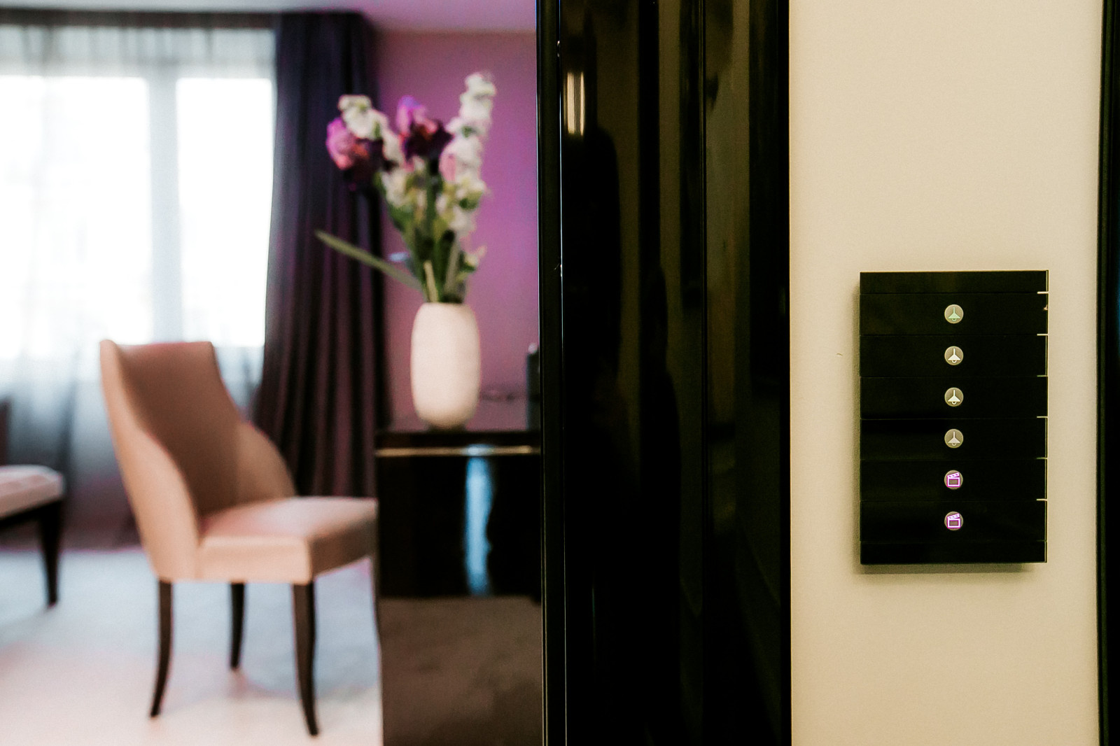 наб. Робеспьера