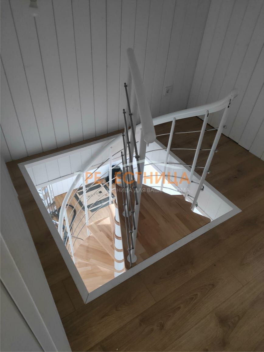 Винтовая лестница Dolle montreal style d120 white