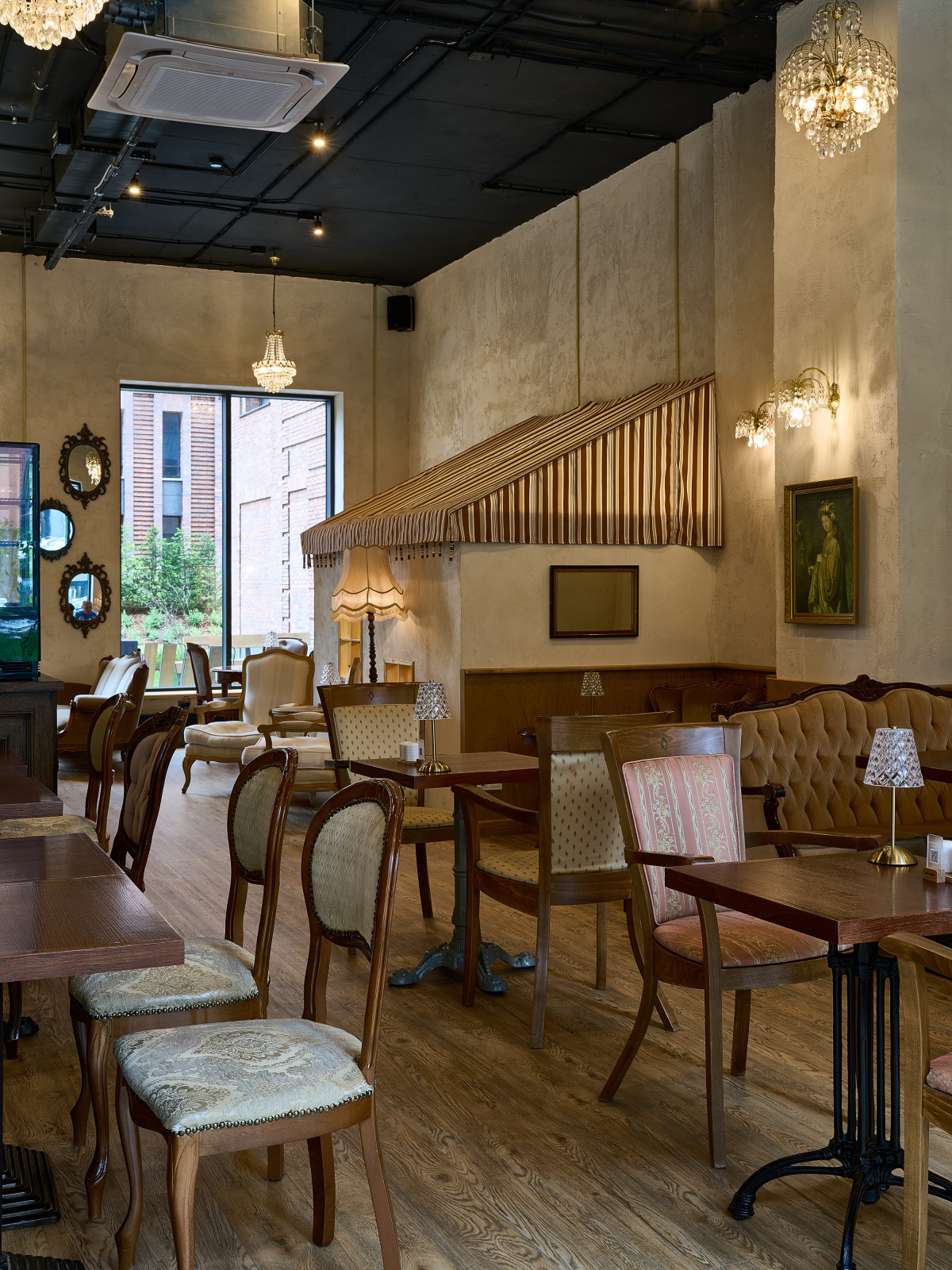 Ресторан В’Альтер в Санкт-Петербурге. Стахановцев