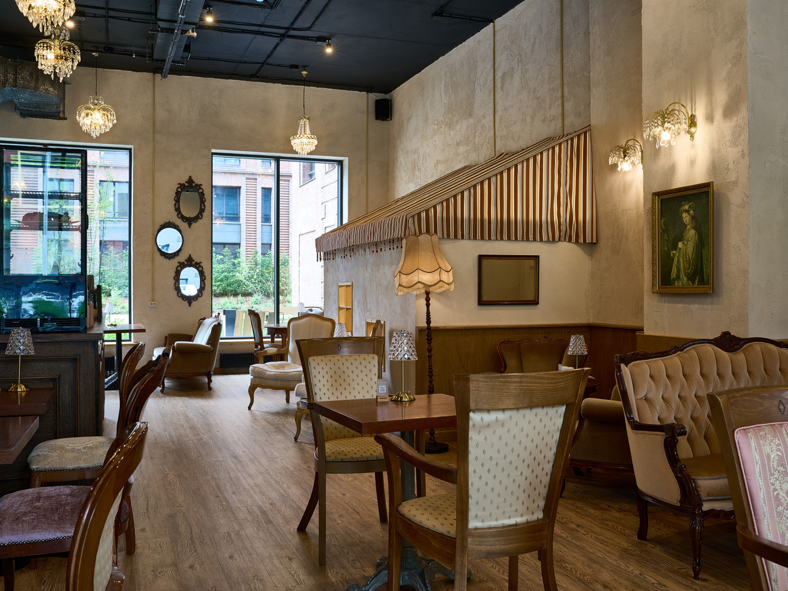 Ресторан В’Альтер в Санкт-Петербурге. Стахановцев