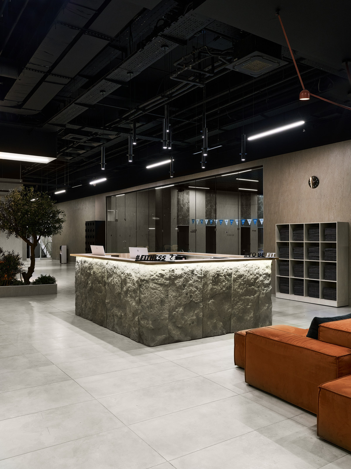 Фитнес-клуб Fitness 24. Санкт-Петербург