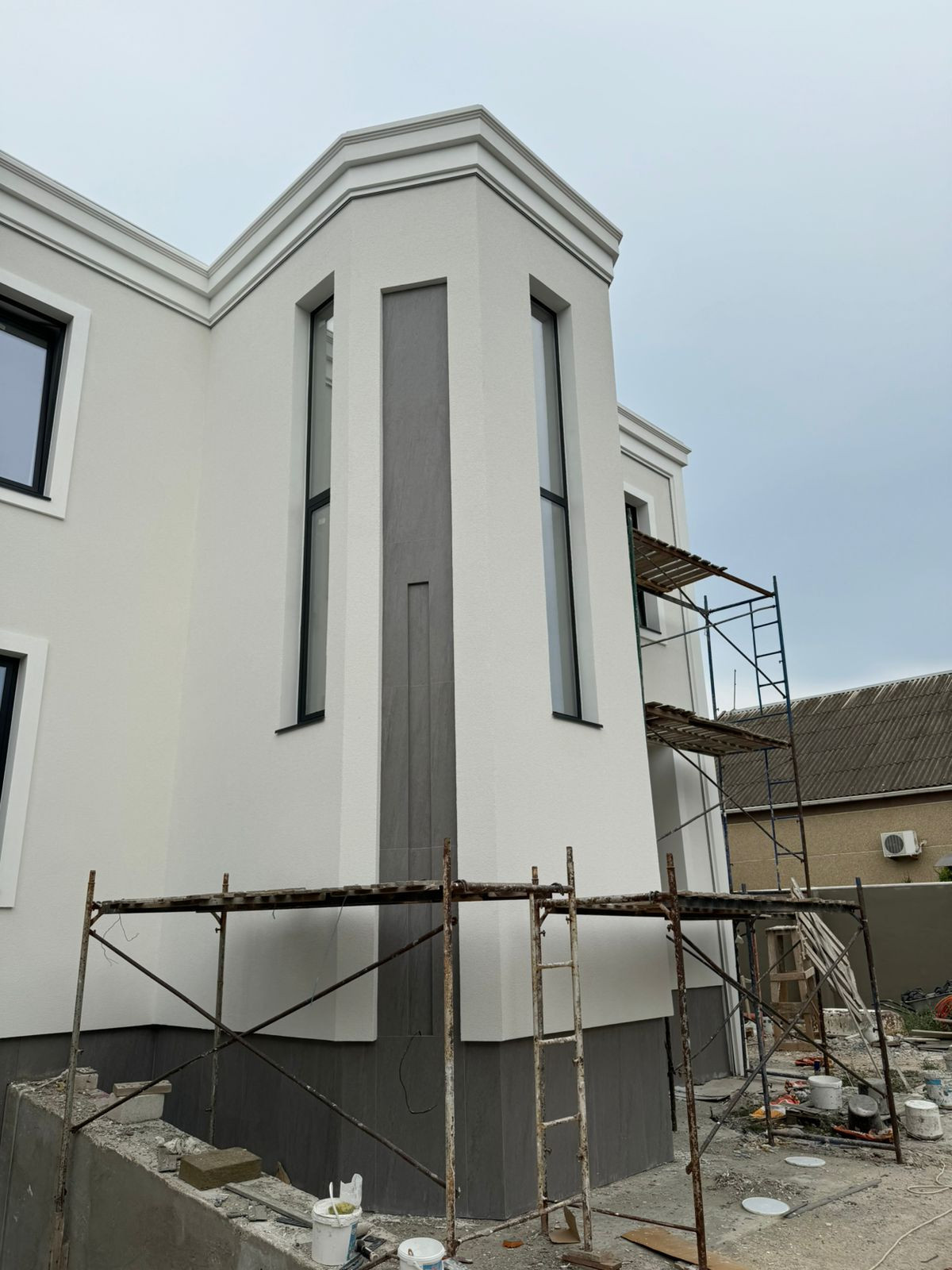 Минимализм, Евпатория