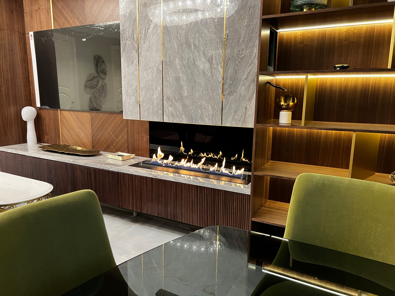 Автоматический биокамин Smart Fire A5 с вытяжным зонтом