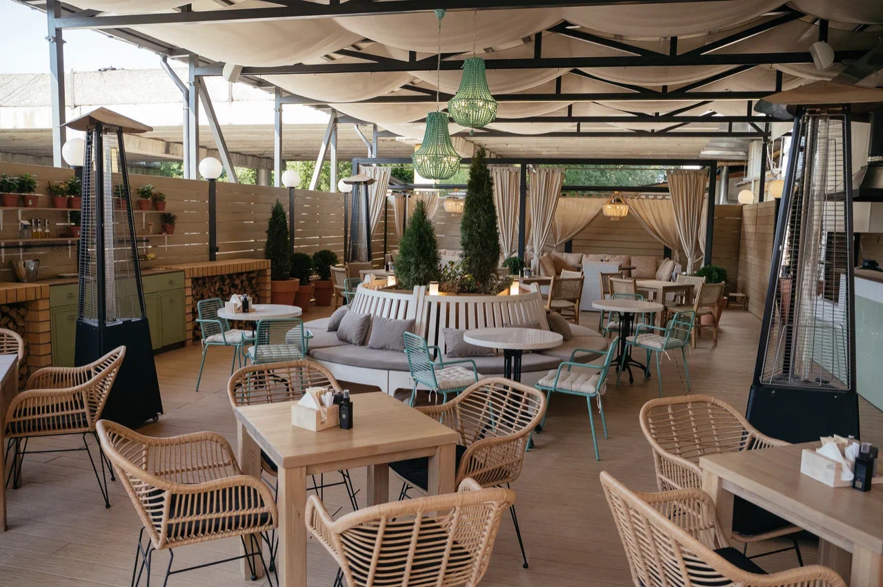 Веранда ресторана Tavola Perffeta