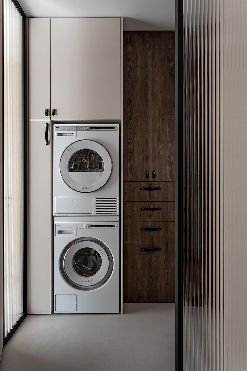 Обложка проекта: GREIGE