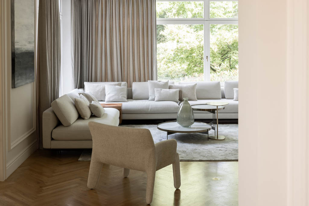 Villa Woluwe – Creating a Timeless Oasis: A Family Villa with a Southern French