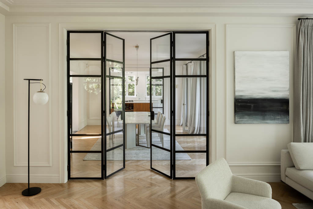 Villa Woluwe – Creating a Timeless Oasis: A Family Villa with a Southern French
