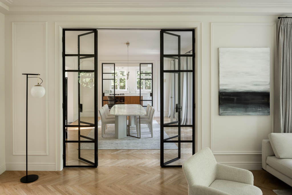 Villa Woluwe – Creating a Timeless Oasis: A Family Villa with a Southern French