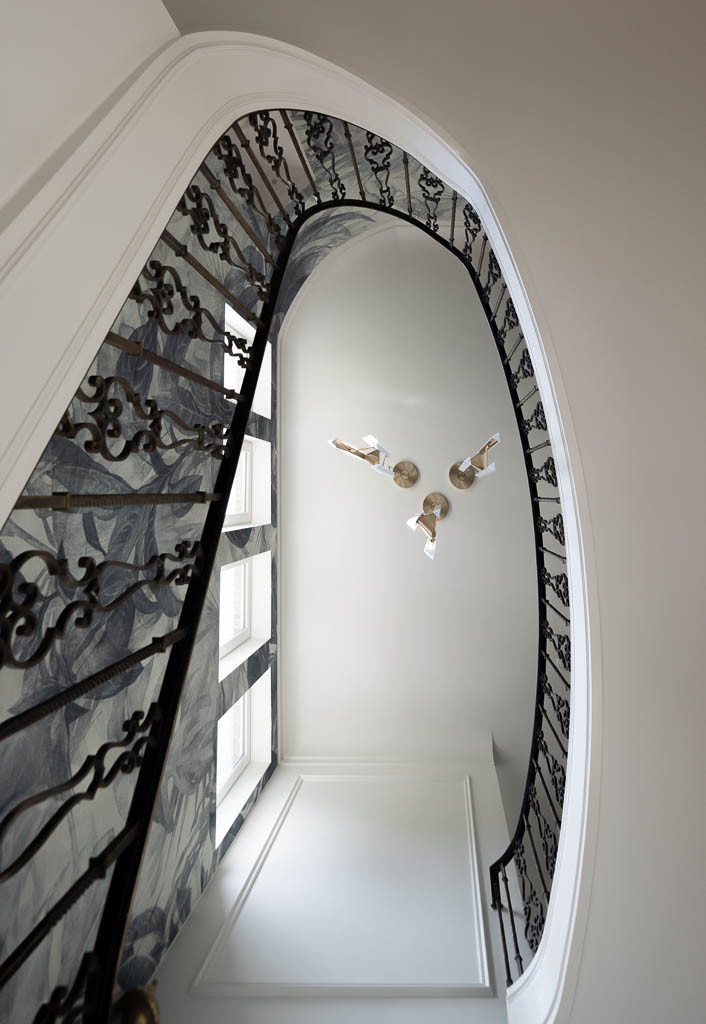 Villa Woluwe – Creating a Timeless Oasis: A Family Villa with a Southern French