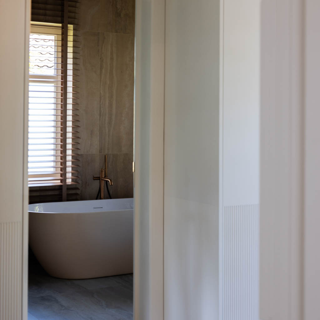 Villa Woluwe – Creating a Timeless Oasis: A Family Villa with a Southern French