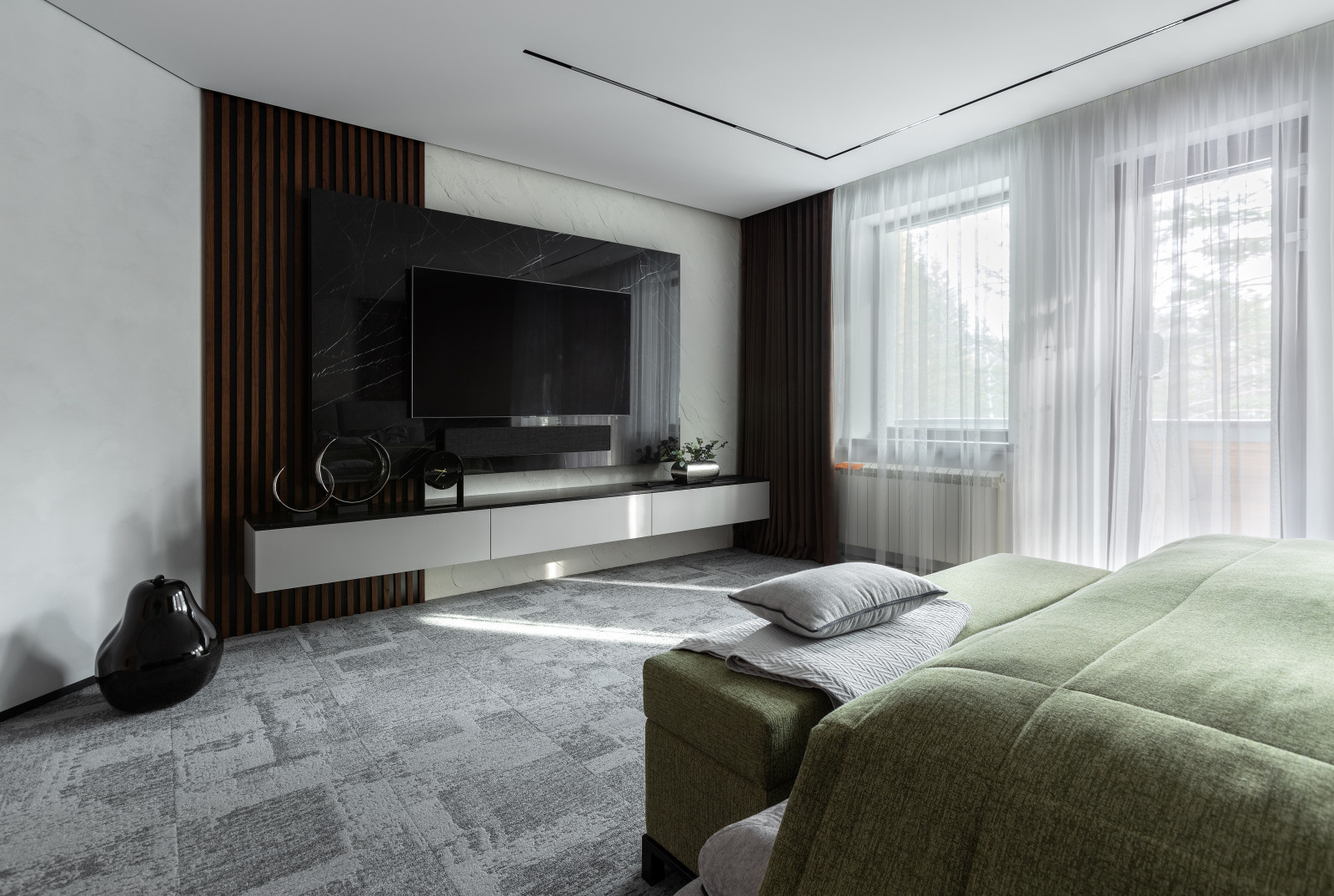 Мужская мастер-спальня