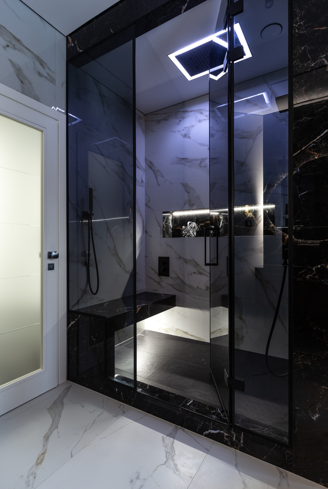 Мужская мастер-спальня