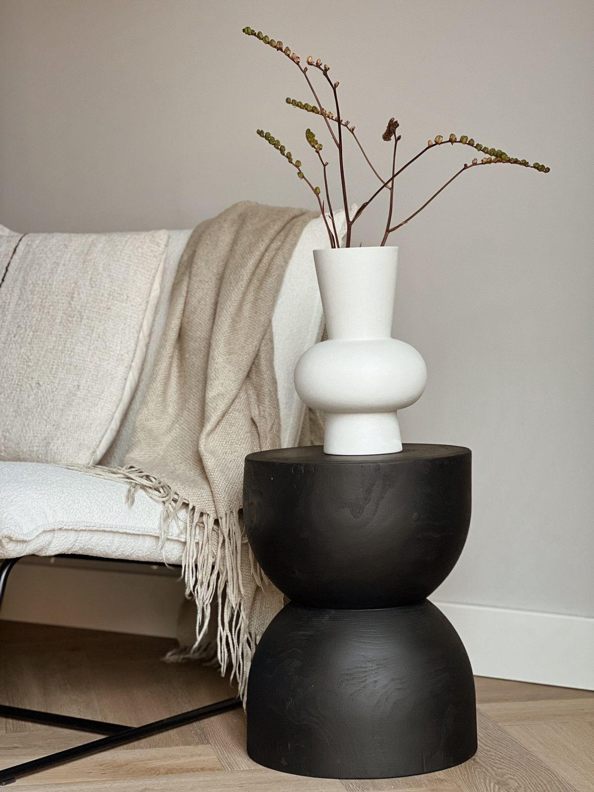 Обложка проекта: приставные столики