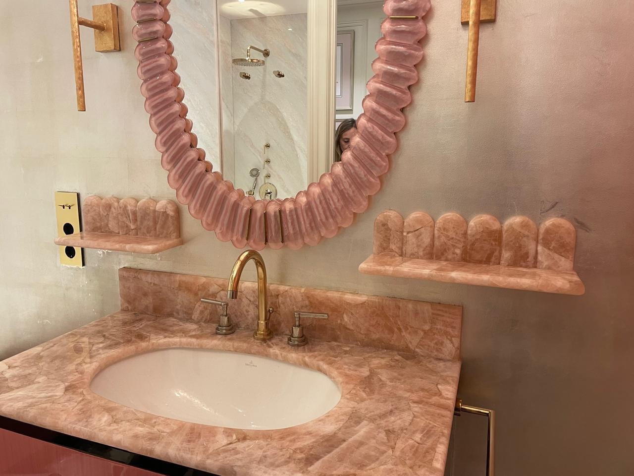 Обложка проекта: Раковина + зеркало Pink Onyx