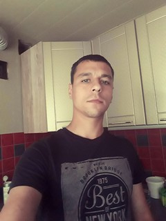 Антон Суворов