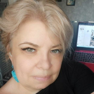Елена Костюкова