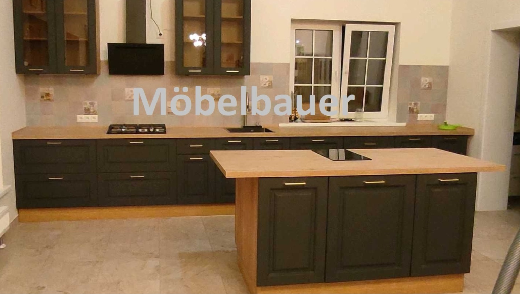 Фоновое изображение профиля Möbel Bauer