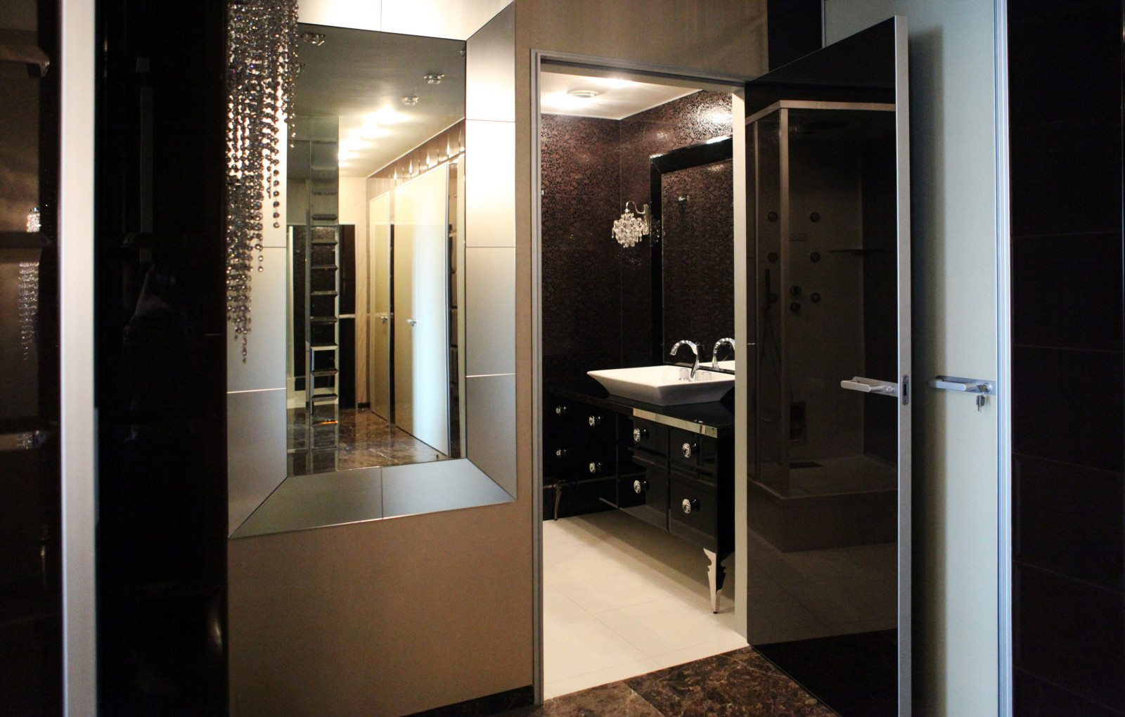 Glam Residence in chocolate palette