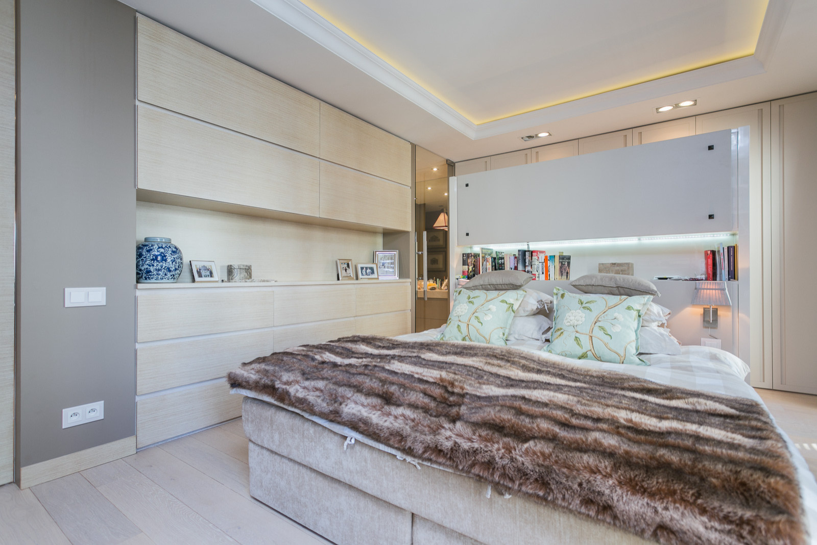 Warsaw flat