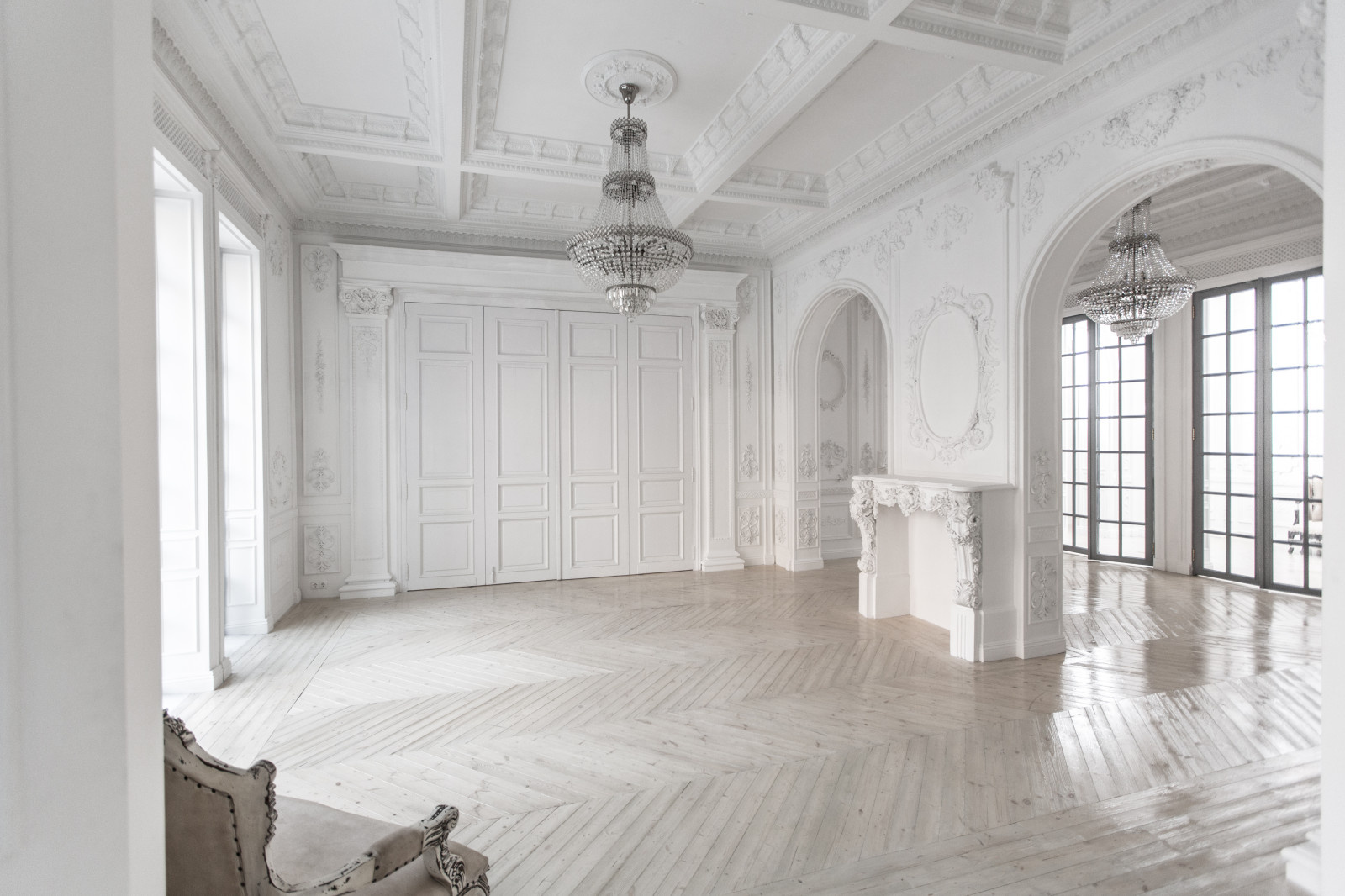 В ритме роскоши  ROYAL STUDIO