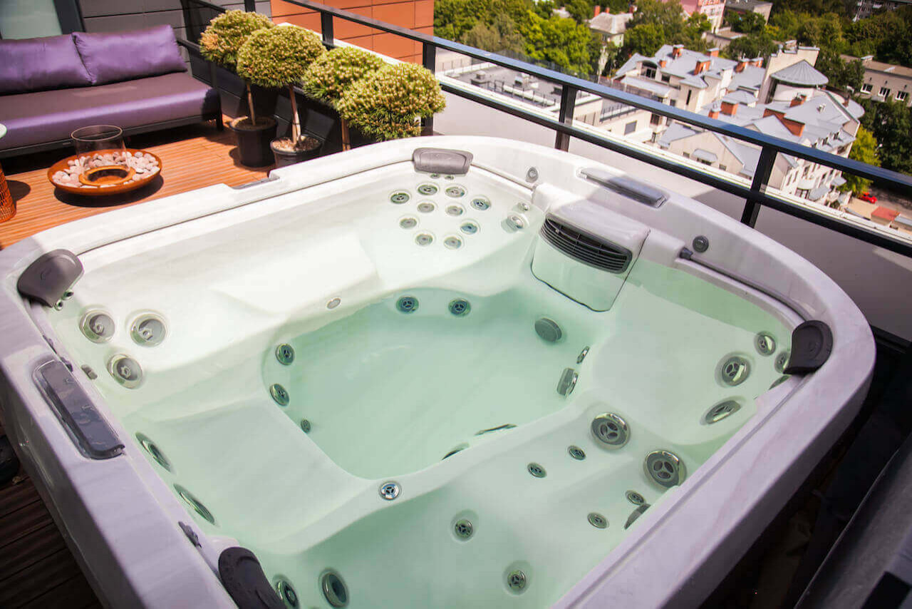 Квартира в Калининграде со СПА бассейном Jacuzzi и сауной Клафс