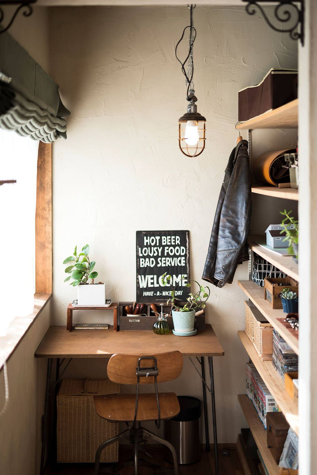 Eye-Catching Efficiency: Small Eclectic Home Offices with Colorful Panache