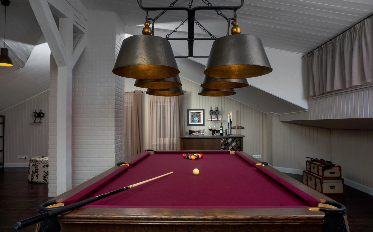 PRIVATE HOUSE
