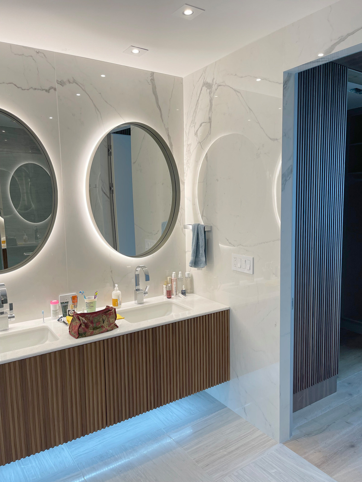 Apartment in Jade Signature