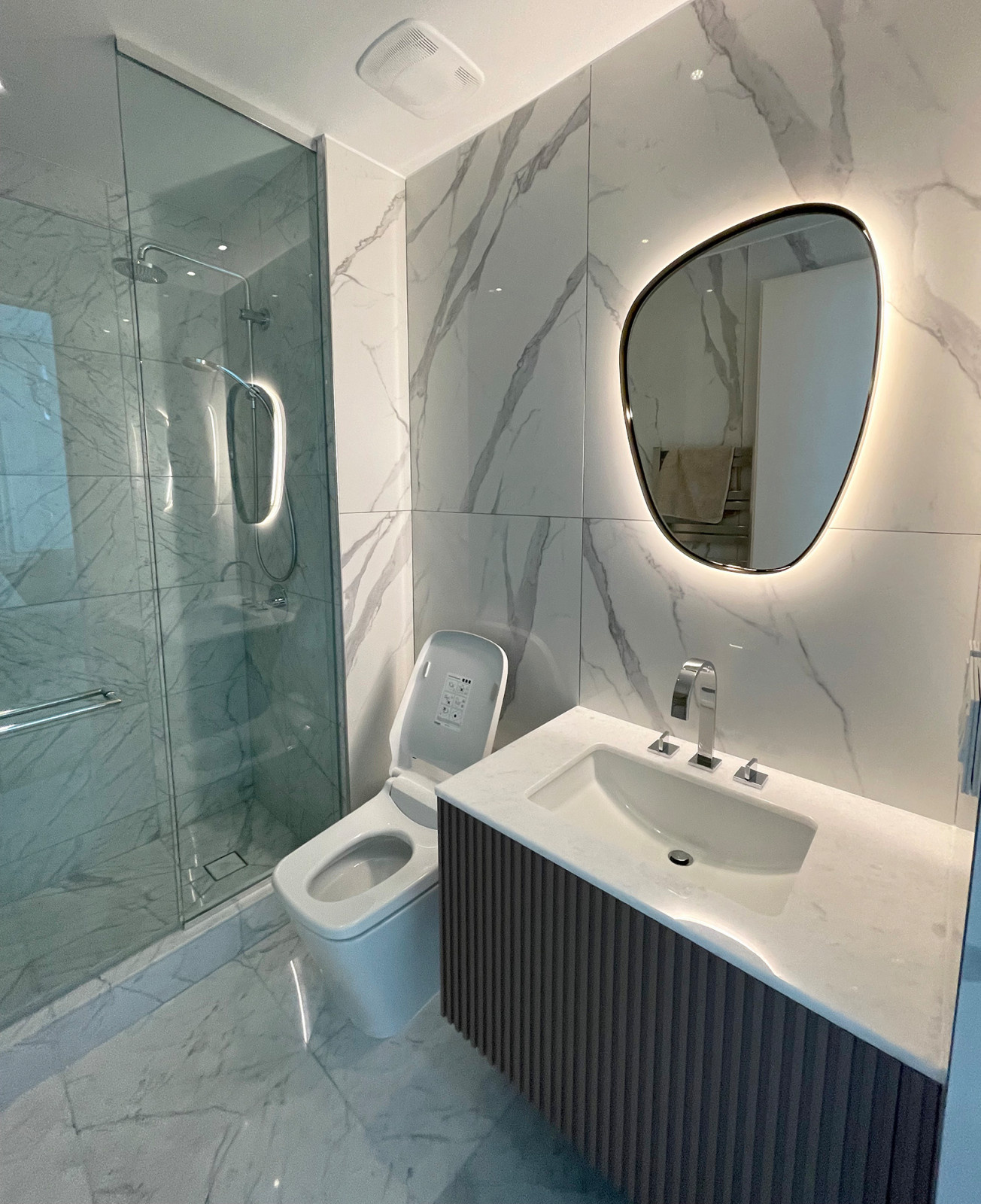 Apartment in Jade Signature