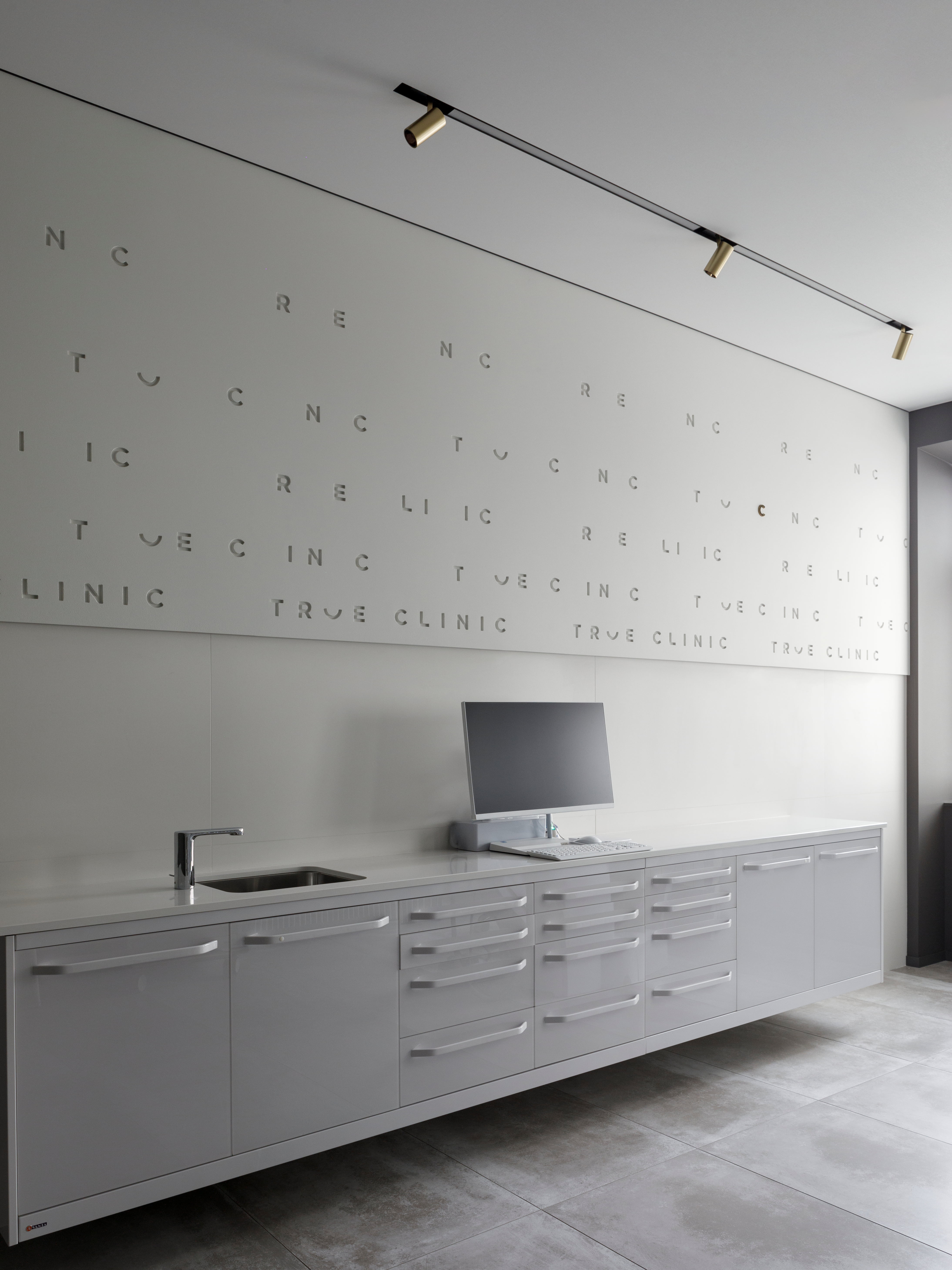 TRUE CLINIC