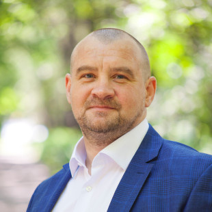 сергей лисов