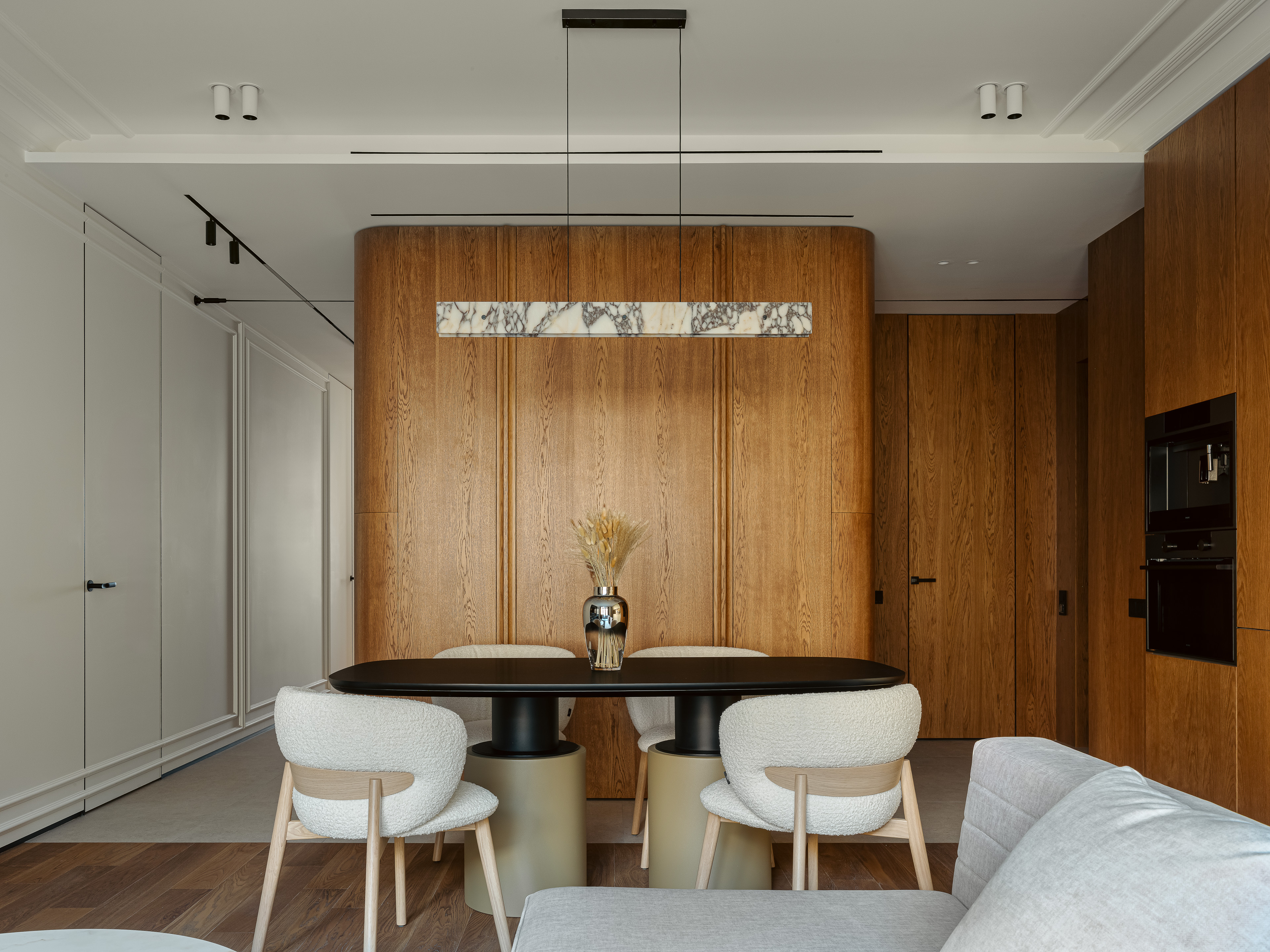 Проект Ильи Шарцева. Квартира в ЖК "Neva Residence"