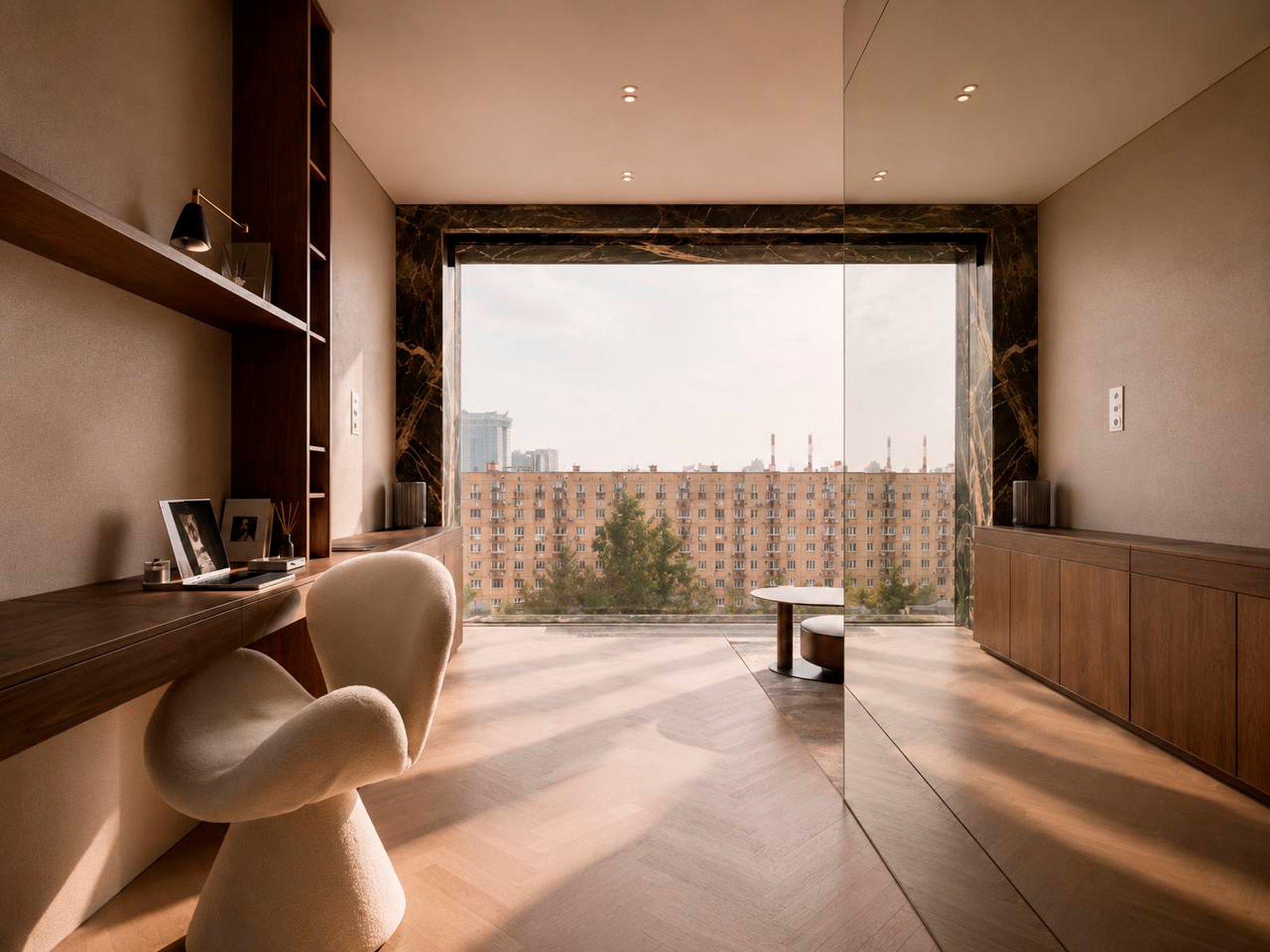 современный эклектичный минимализм с элементами mid-century modern и quiet luxury.