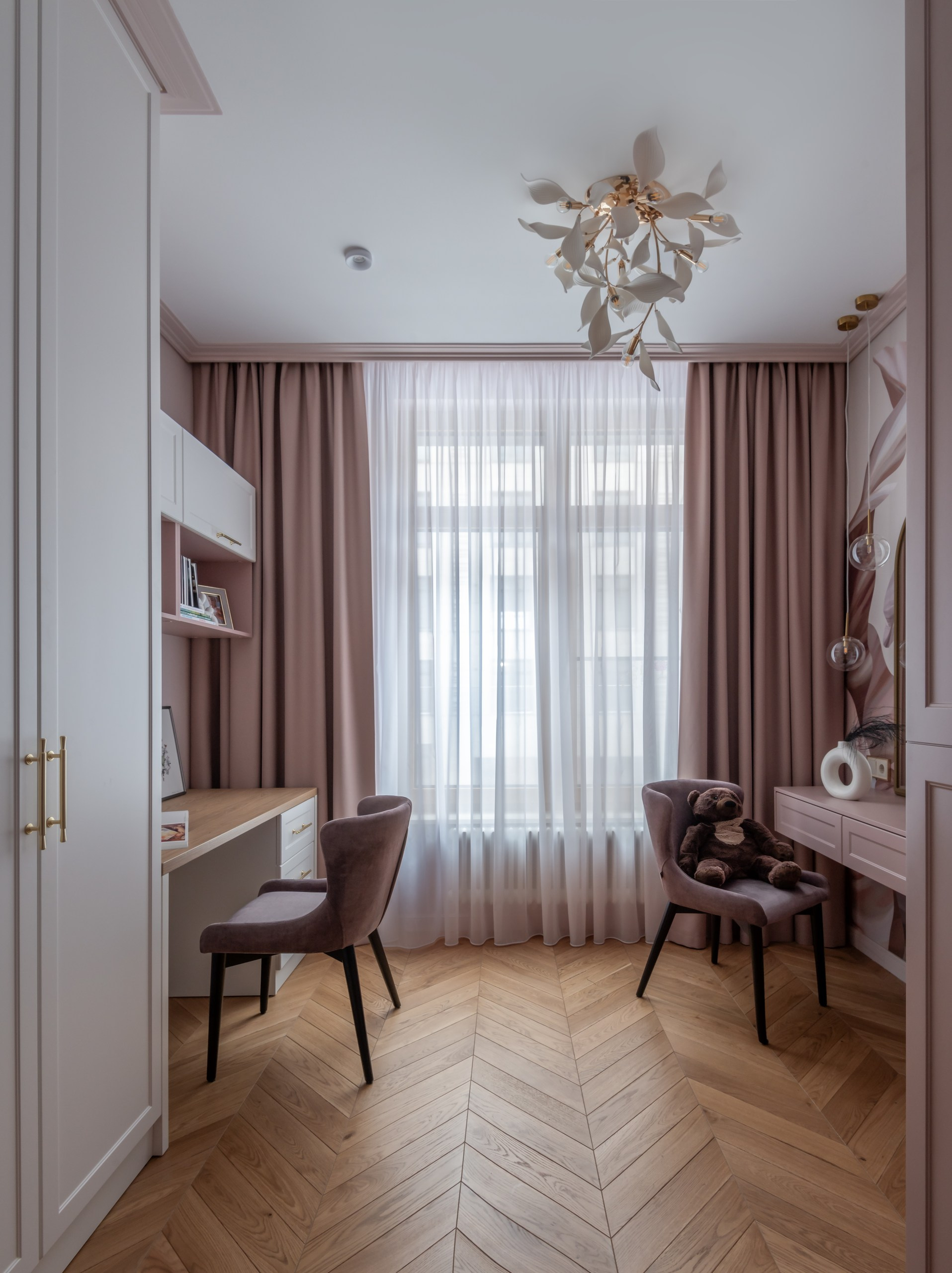 Neva Haus, дизайнерский ремонт в неоклассике