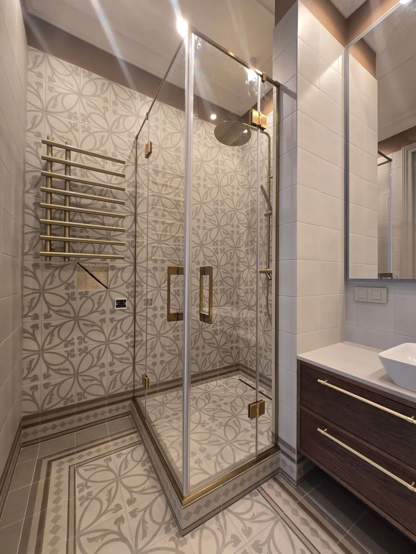 Элегантность в каждой детали: новый завершенный проект от Design Glass!