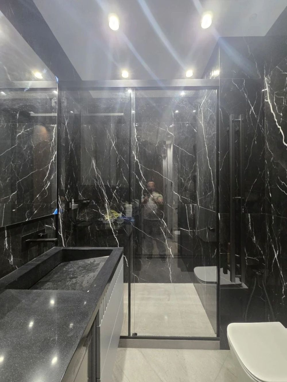 Черный мрамор & Технологии