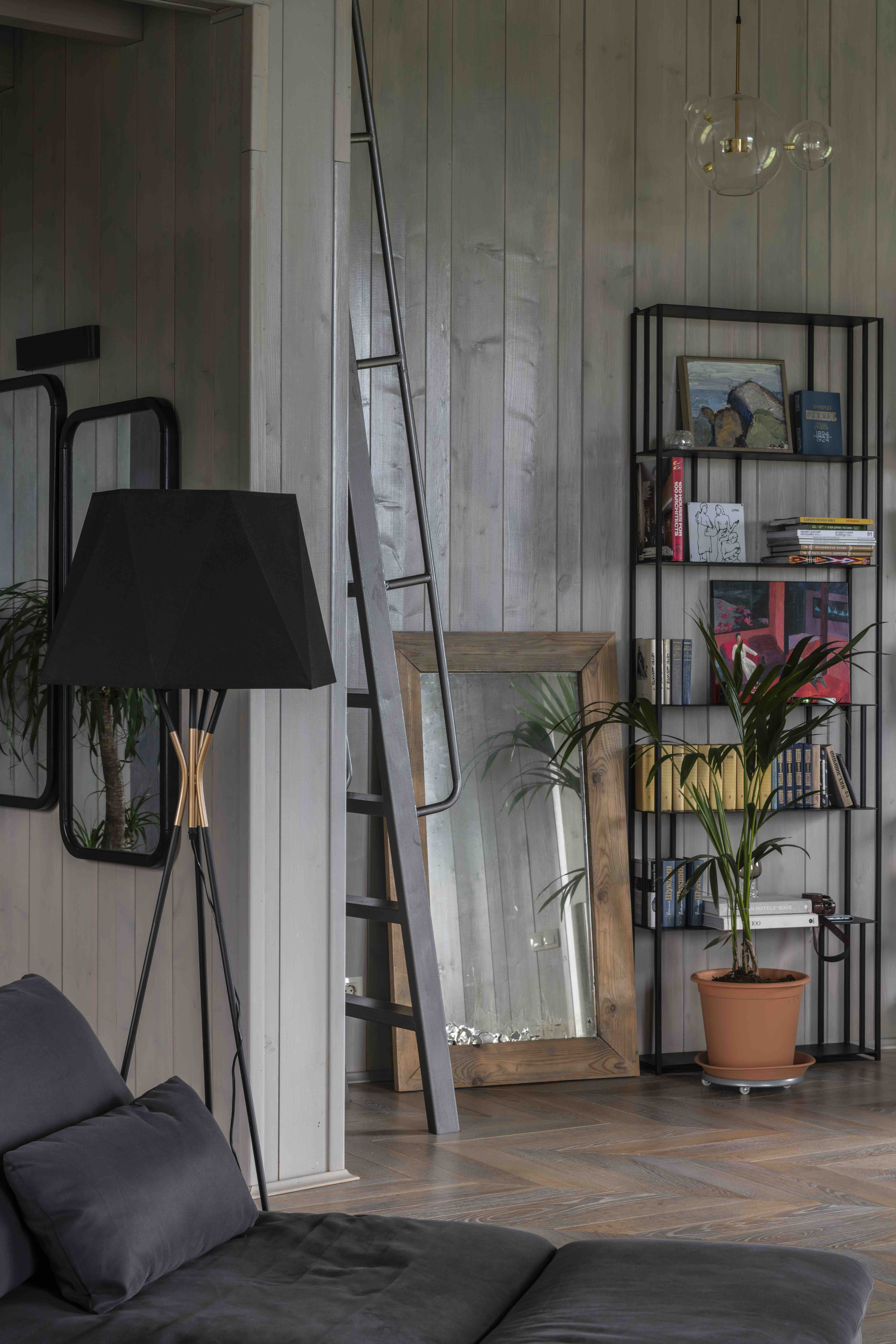 Загородный дом на склоне в Ромашково