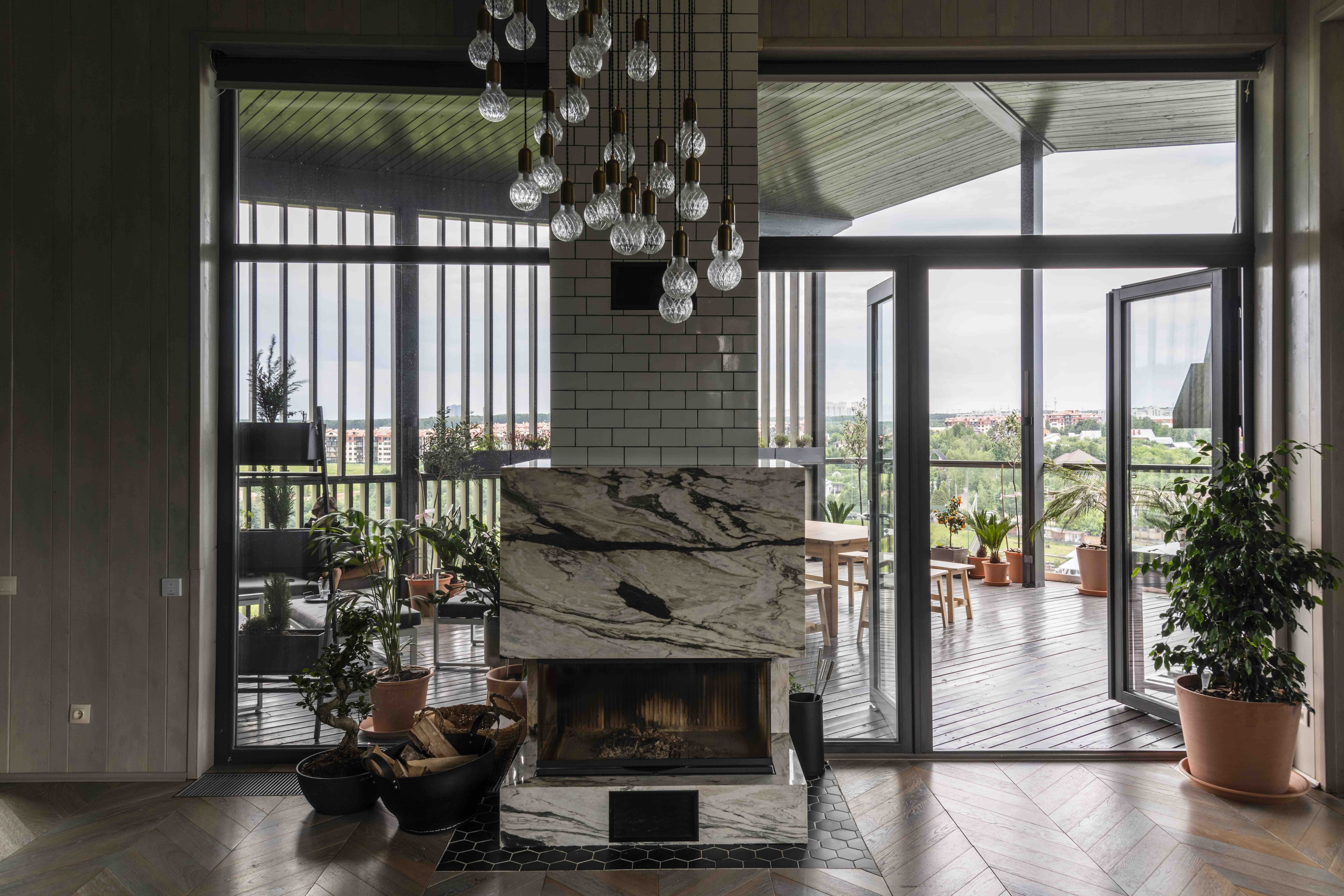 Загородный дом на склоне в Ромашково