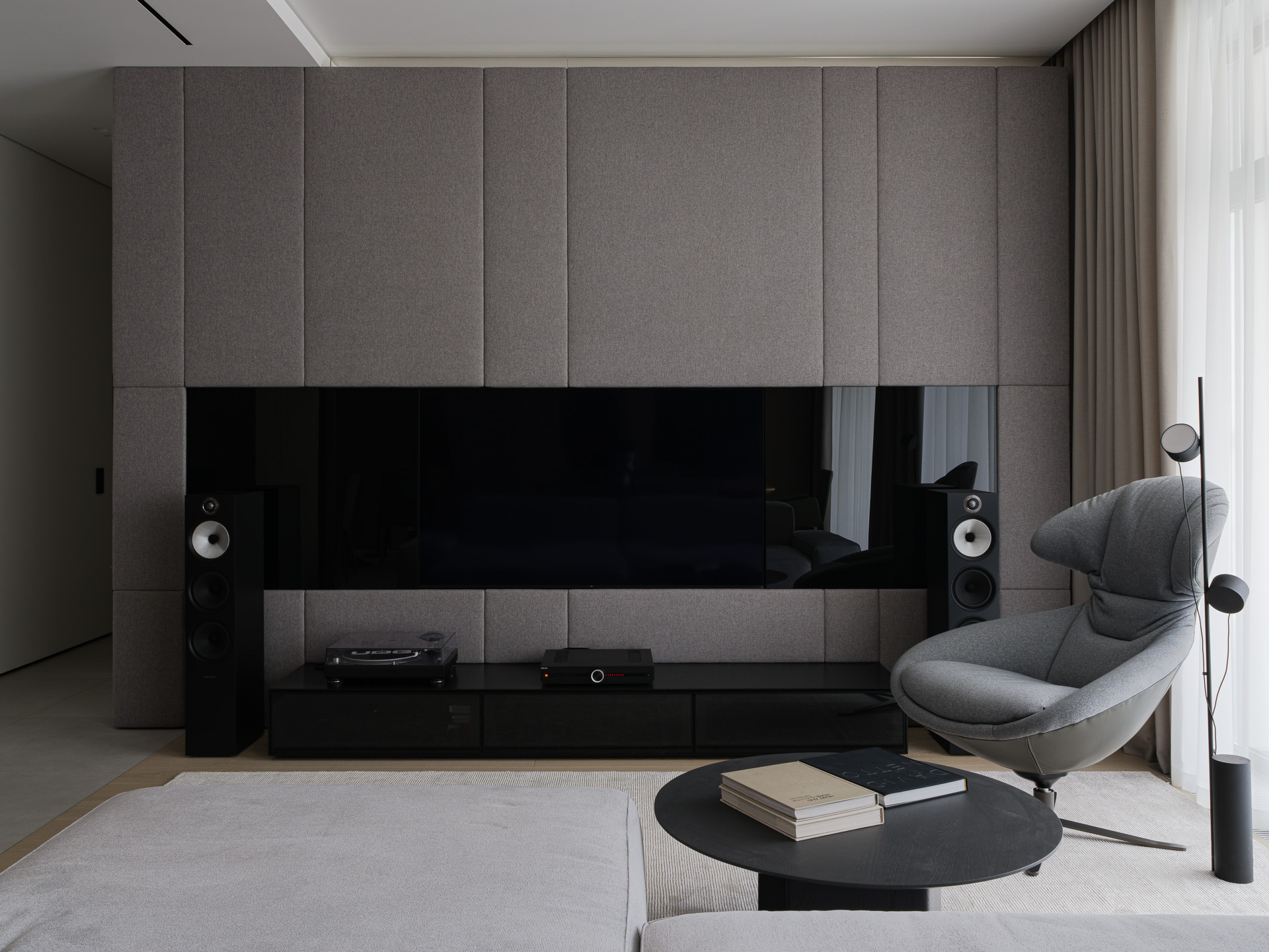 SOBYFLAT - ТРЁХКОМНАТНАЯ КВАРТИРА В МОСКВЕ