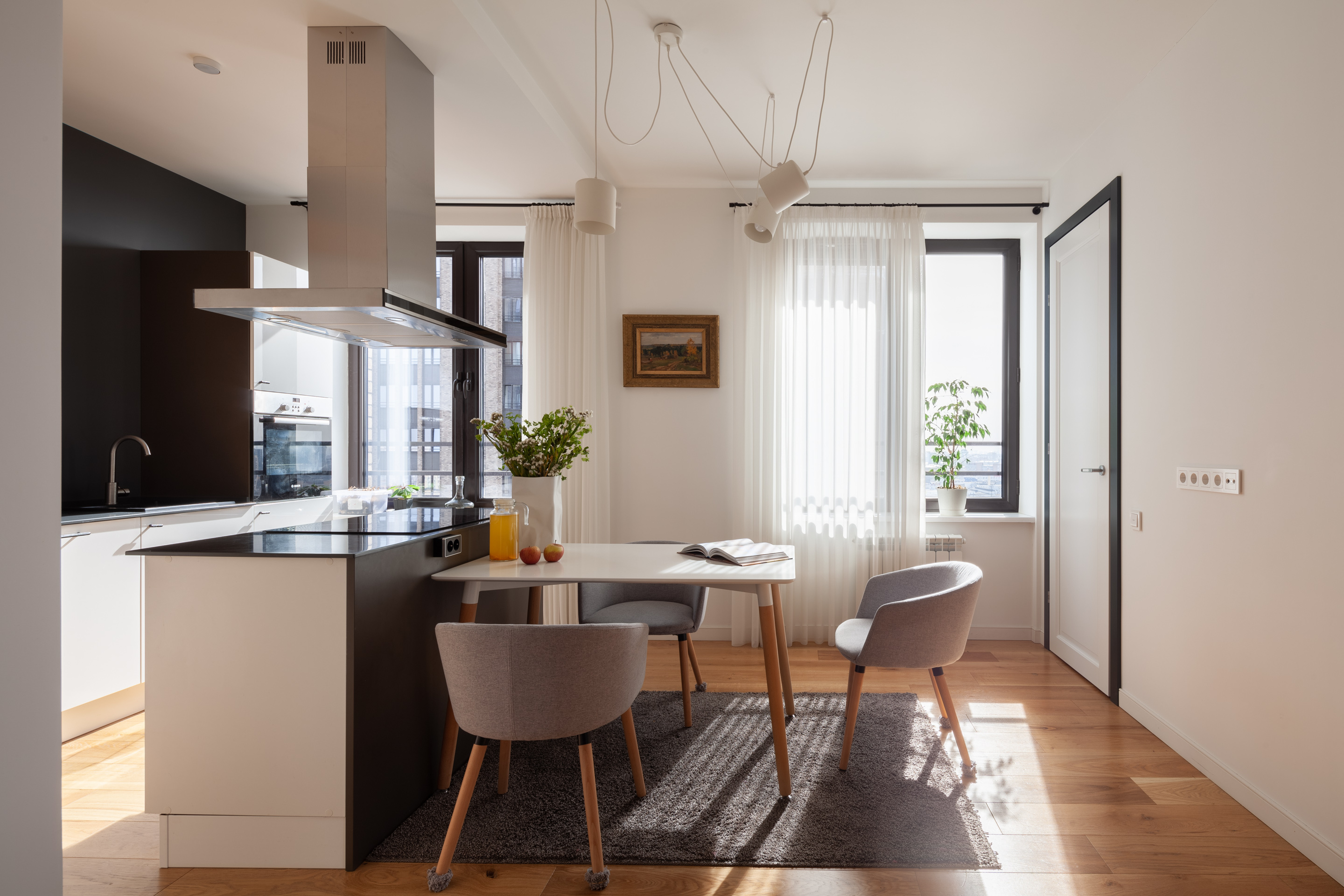 Обложка проекта: Современная квартира в ЖК Савеловском сити