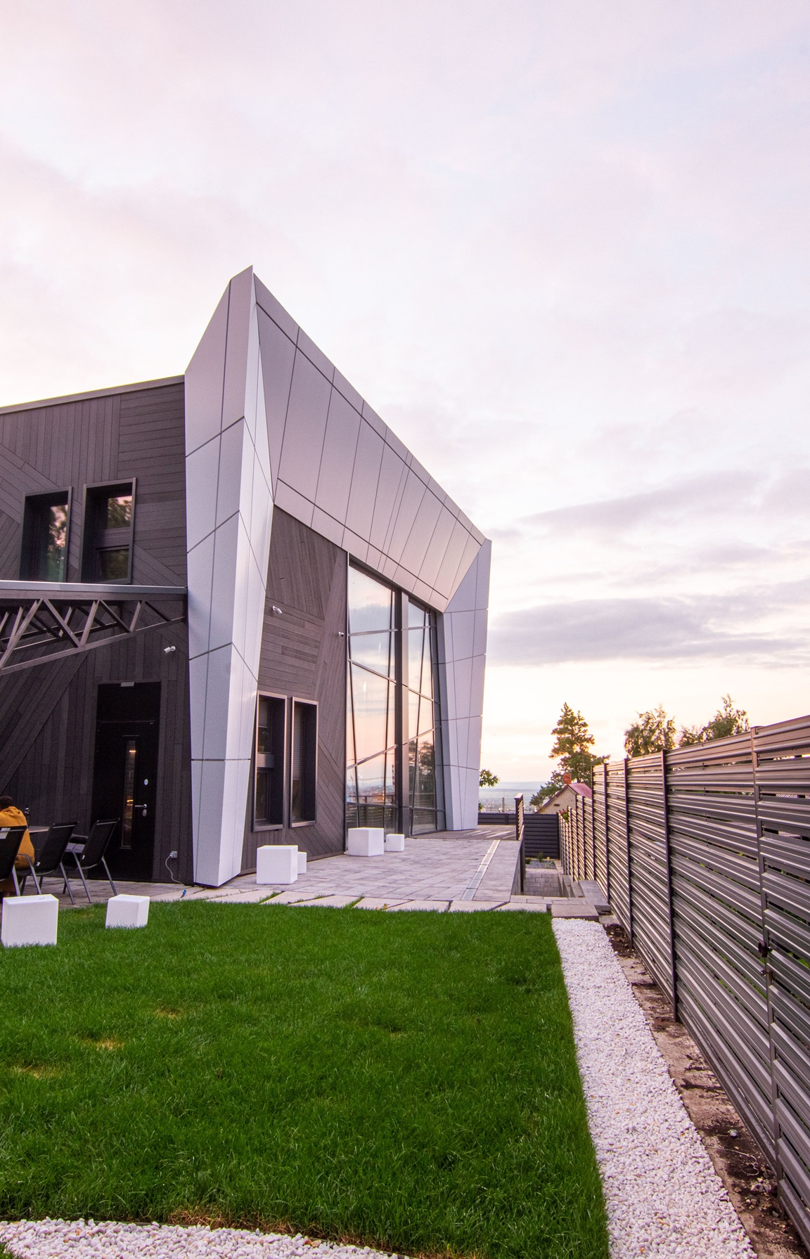 Обложка проекта: Дом на Холме 2.0.