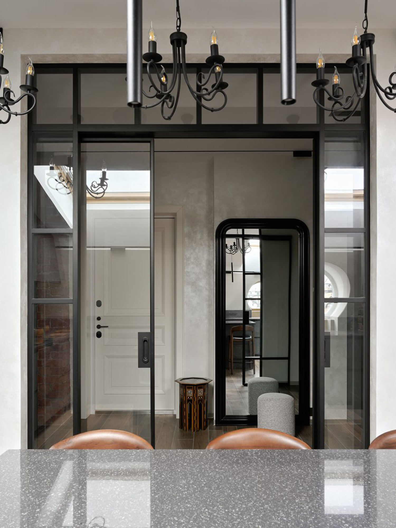 Мансарда с камином «Петербургский флёр»