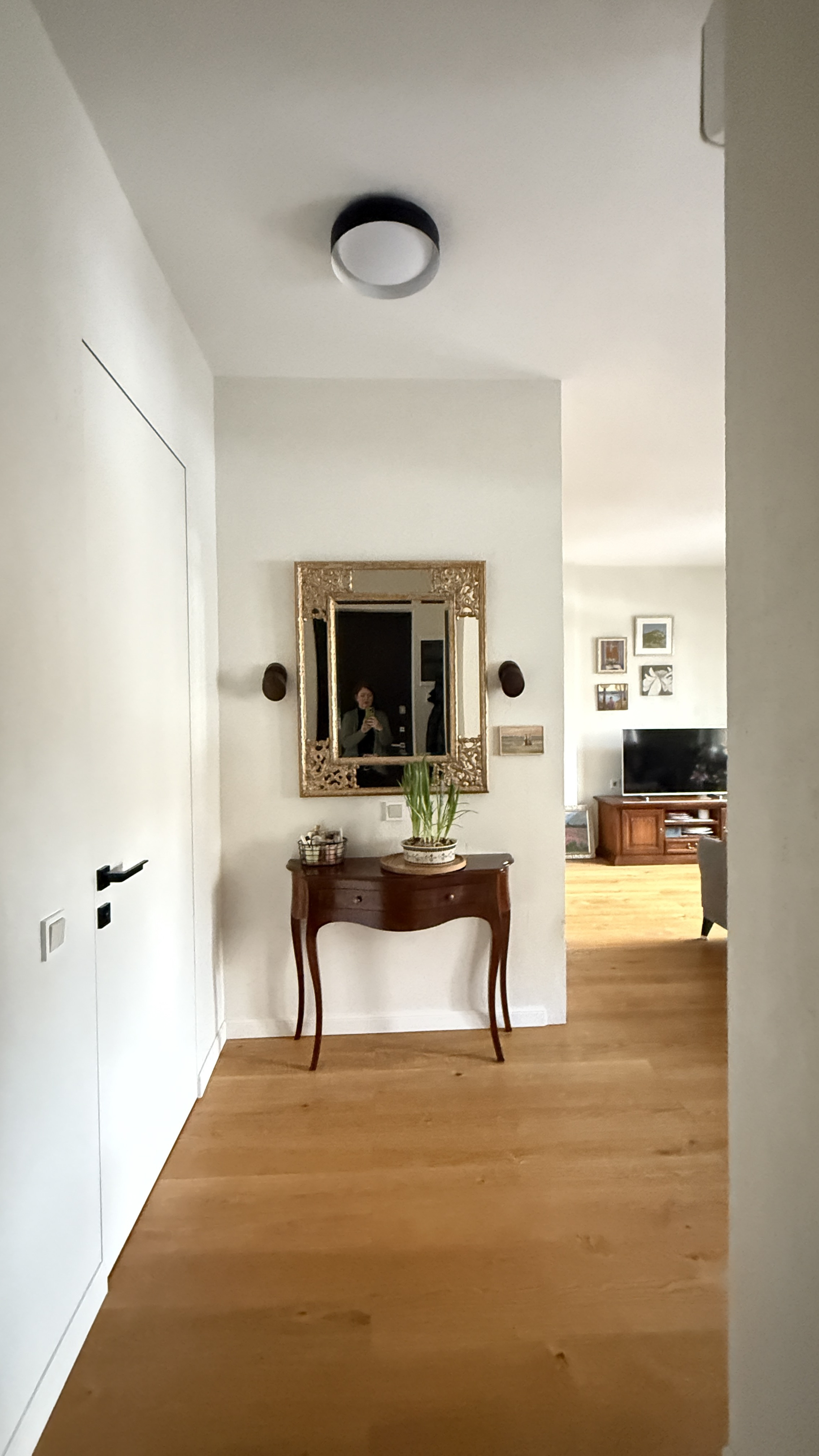 Элегантная квартира 72 м.кв  в ЖК Русский дом