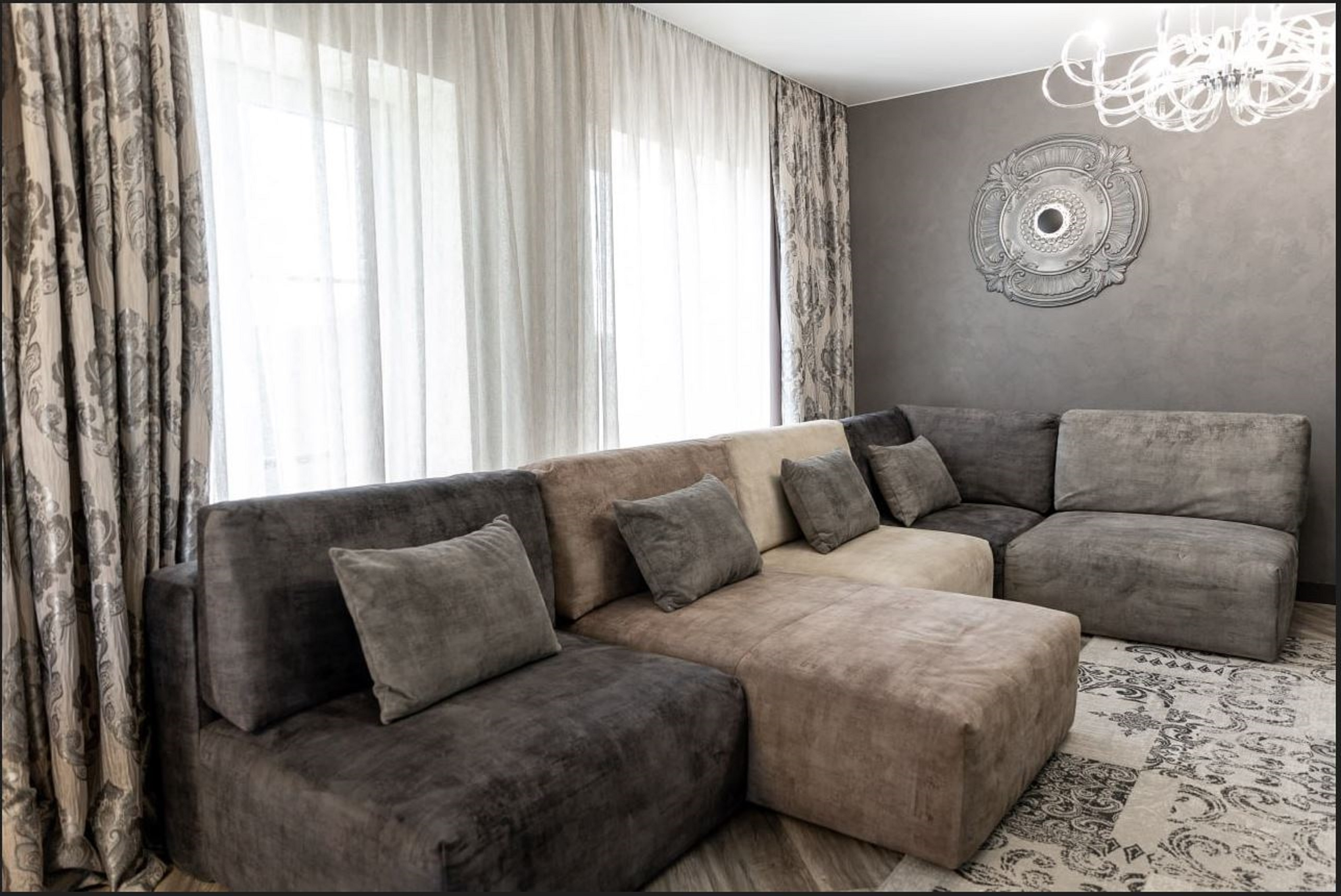 Обложка проекта: Загородный дом с летней кухней-верандой на небольшом участке за городом