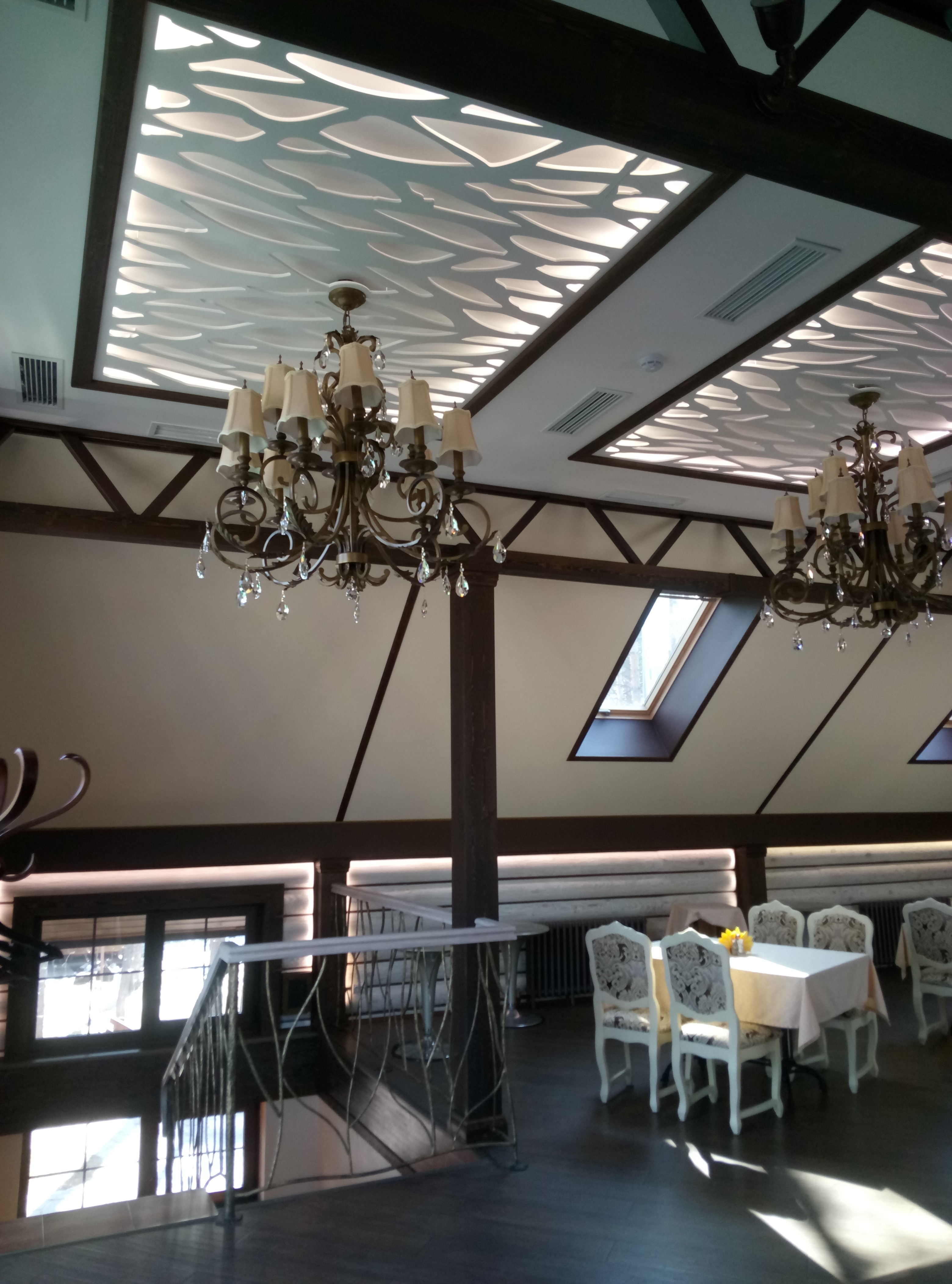 Ресторан, банкетный зал за городом.